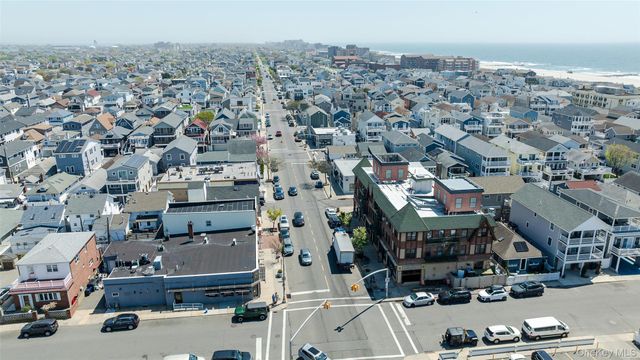 979 Oceanfront 24, Long Beach, NY 11561
