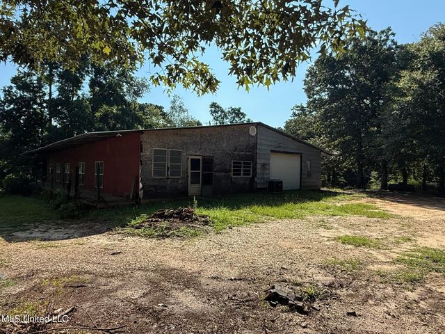 1156 Boone Road, Mccomb, MS 39648
