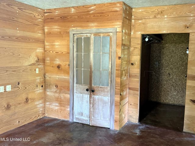 1156 Boone Road, Mccomb, MS 39648
