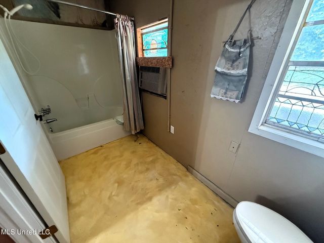 1156 Boone Road, Mccomb, MS 39648