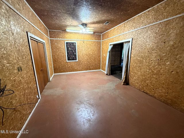 1156 Boone Road, Mccomb, MS 39648