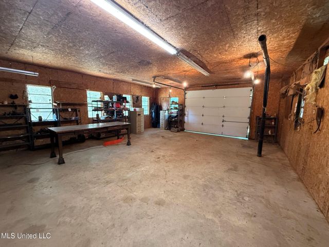 1156 Boone Road, Mccomb, MS 39648