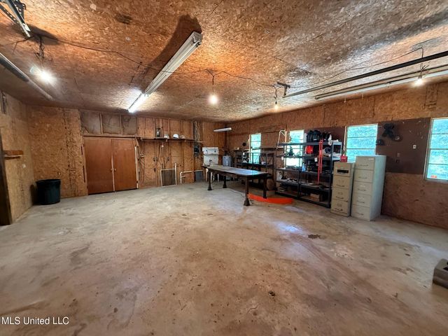 1156 Boone Road, Mccomb, MS 39648