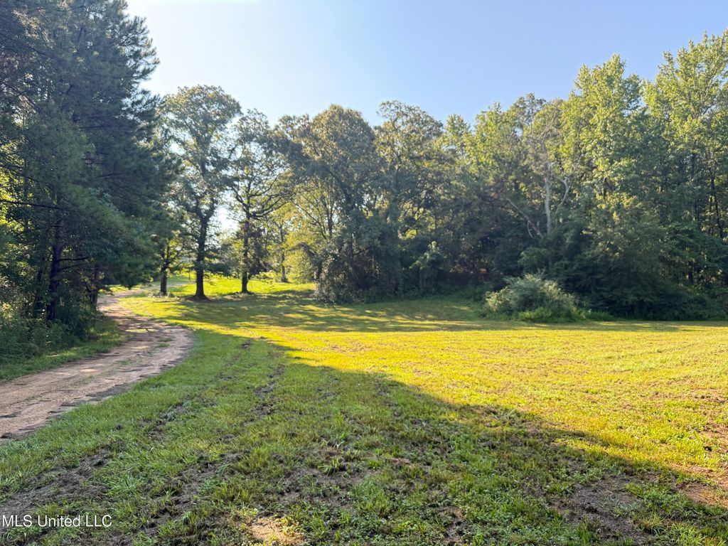 1156 Boone Road, Mccomb, MS 39648