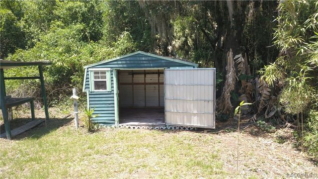 11291 SE 202nd Lane, Inglis, FL 34449