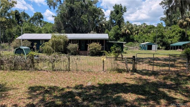 11291 SE 202nd Lane, Inglis, FL 34449
