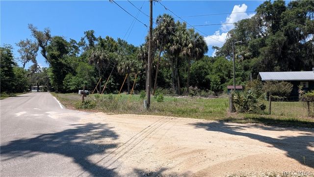 11291 SE 202nd Lane, Inglis, FL 34449