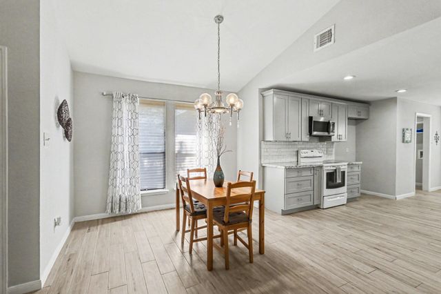 6810 Casablanca Drive, Houston, TX 77088