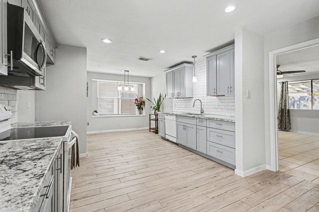 6810 Casablanca Drive, Houston, TX 77088