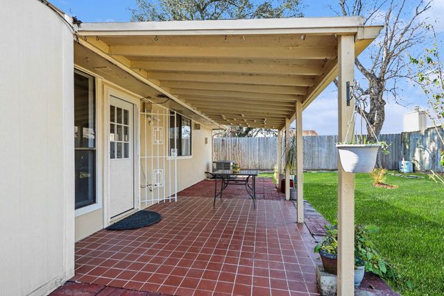 6810 Casablanca Drive, Houston, TX 77088