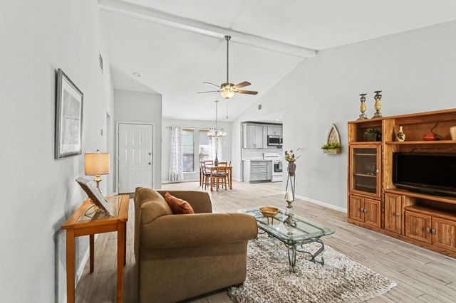 6810 Casablanca Drive, Houston, TX 77088