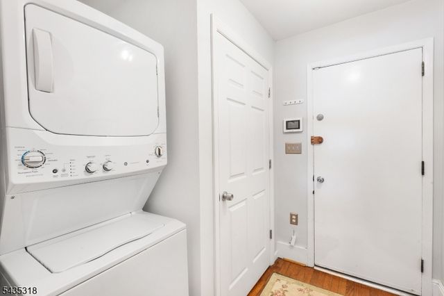 257 Hudson Ave, Hopatcong Boro, NJ 07843