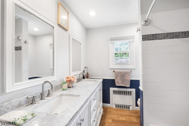 257 Hudson Ave, Hopatcong Boro, NJ 07843