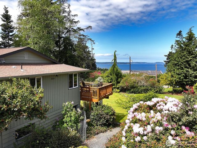 3459 Marine View Drive, Greenbank, WA 98253