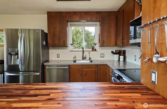 3459 Marine View Drive, Greenbank, WA 98253