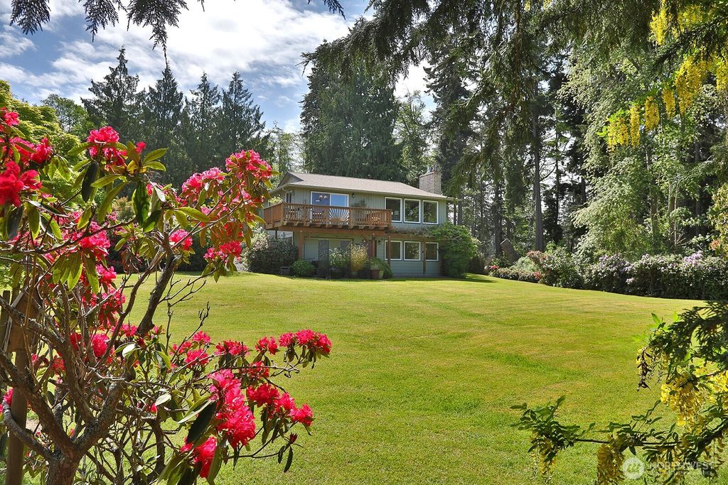 3459 Marine View Drive, Greenbank, WA 98253