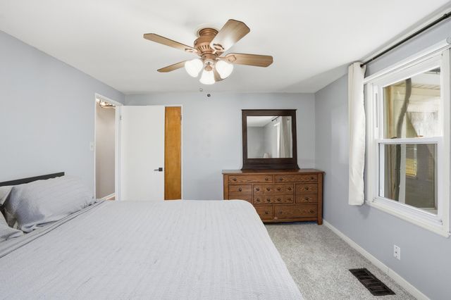 8236 Ellsworth Place, Merrillville, IN 46410