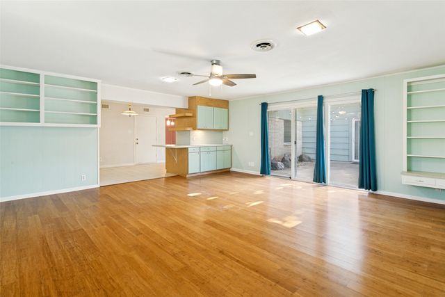5205 Trail Lake Drive, Fort Worth, TX 76133
