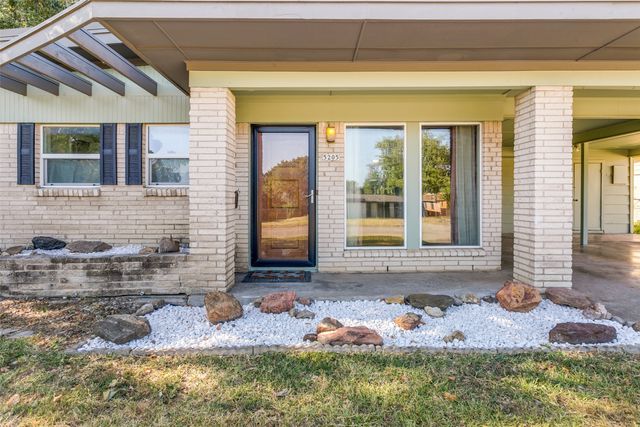 5205 Trail Lake Drive, Fort Worth, TX 76133