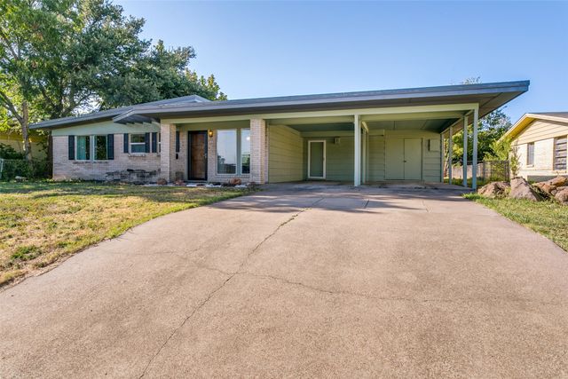 5205 Trail Lake Drive, Fort Worth, TX 76133