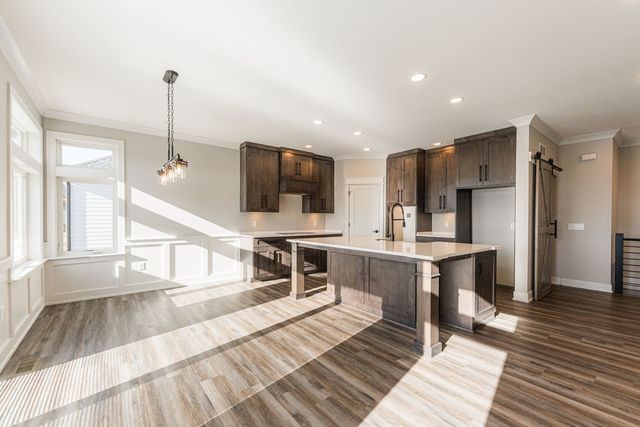 734 Independence Avenue, Sycamore, IL 60178