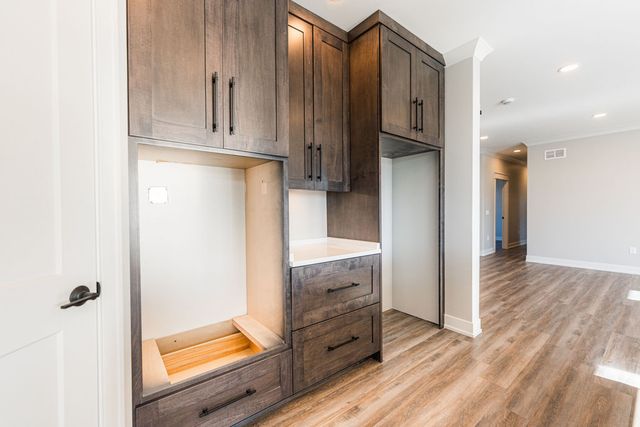 734 Independence Avenue, Sycamore, IL 60178