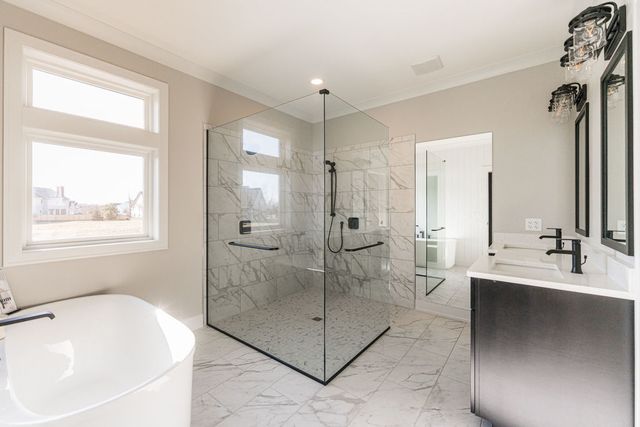 734 Independence Avenue, Sycamore, IL 60178