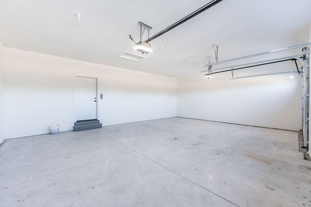 734 Independence Avenue, Sycamore, IL 60178