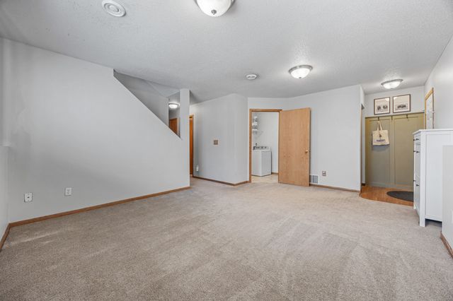 4775 Townsite Place S, Fargo, ND 58104