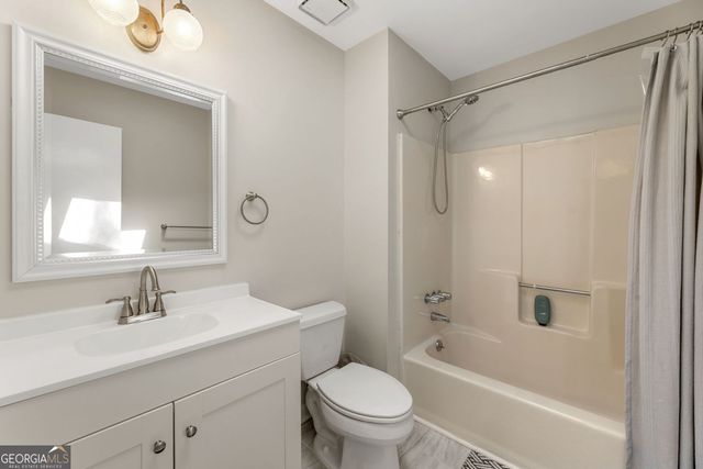 1798 Trophy Drive, Marietta, GA 30062