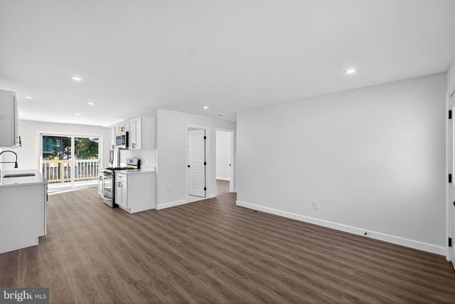 8 MARLEY NECK, Glen Burnie, MD 21060