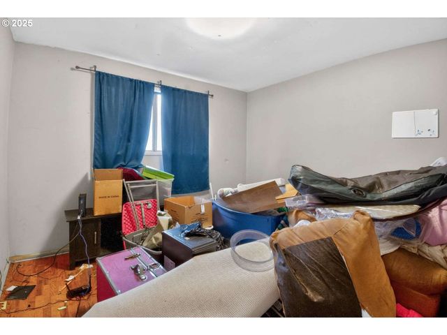 550 N WASSON St, Coos Bay, OR 97420