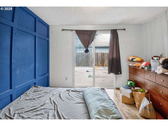 550 N WASSON St, Coos Bay, OR 97420