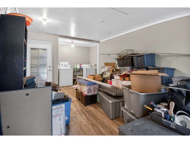 550 N WASSON St, Coos Bay, OR 97420