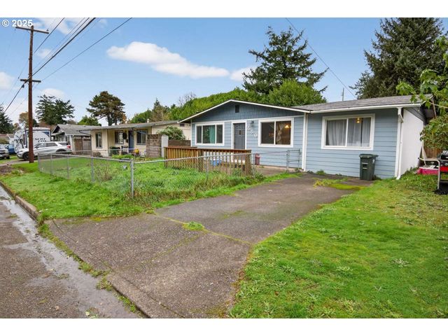 550 N WASSON St, Coos Bay, OR 97420
