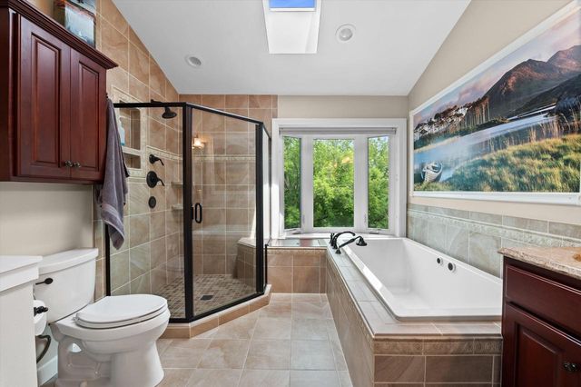 2809 Killarney COURT, West Bend, WI 53095