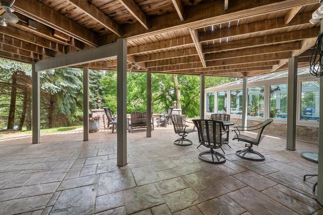2809 Killarney COURT, West Bend, WI 53095