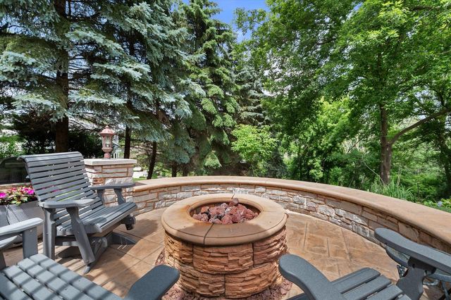 2809 Killarney COURT, West Bend, WI 53095