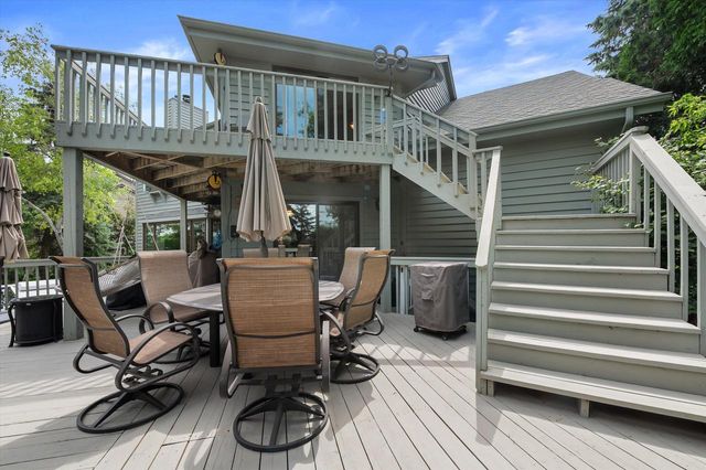 2809 Killarney COURT, West Bend, WI 53095
