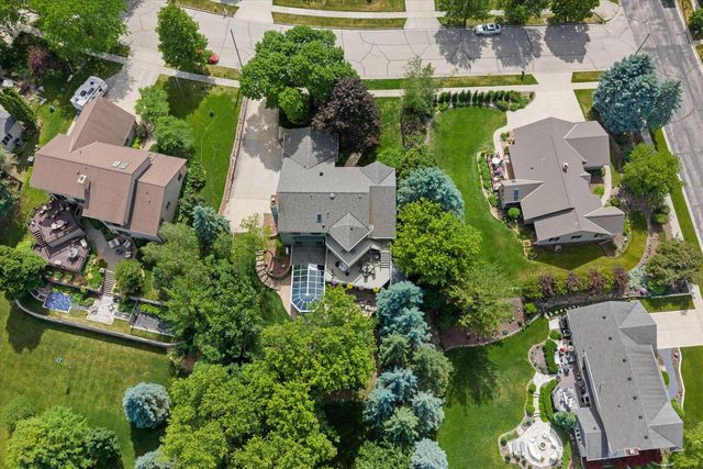 2809 Killarney COURT, West Bend, WI 53095