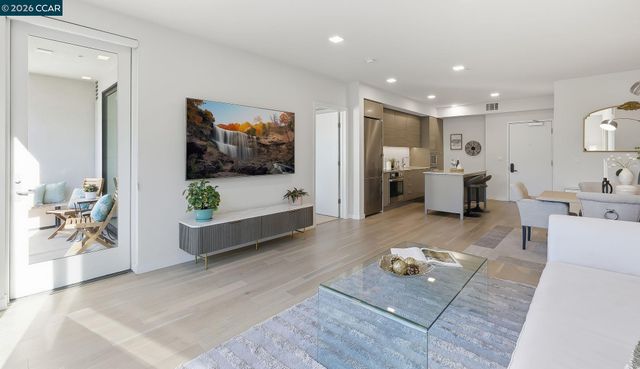 1605 Riviera Ave 404, Walnut Creek, CA 94596