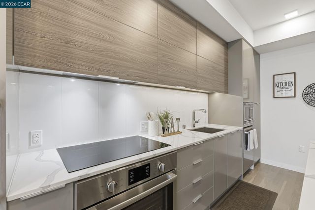 1605 Riviera Ave 404, Walnut Creek, CA 94596