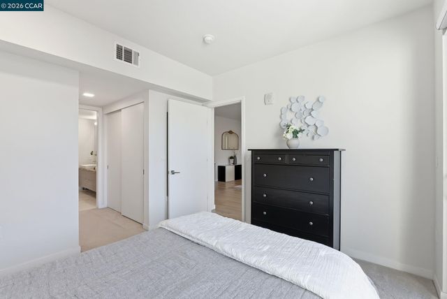 1605 Riviera Ave 404, Walnut Creek, CA 94596