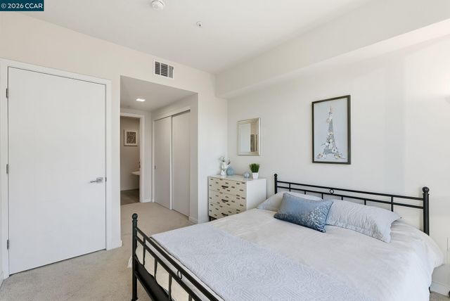 1605 Riviera Ave 404, Walnut Creek, CA 94596