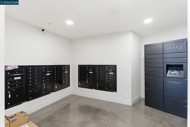 1605 Riviera Ave 404, Walnut Creek, CA 94596