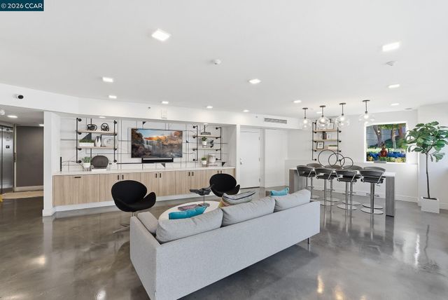 1605 Riviera Ave 404, Walnut Creek, CA 94596