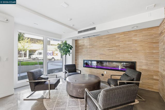 1605 Riviera Ave 404, Walnut Creek, CA 94596