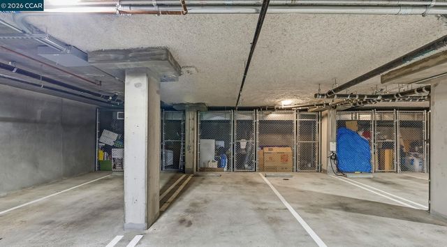 1605 Riviera Ave 404, Walnut Creek, CA 94596