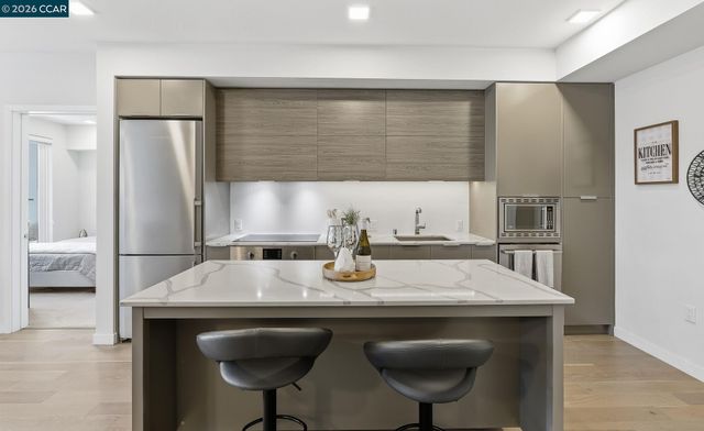 1605 Riviera Ave 404, Walnut Creek, CA 94596