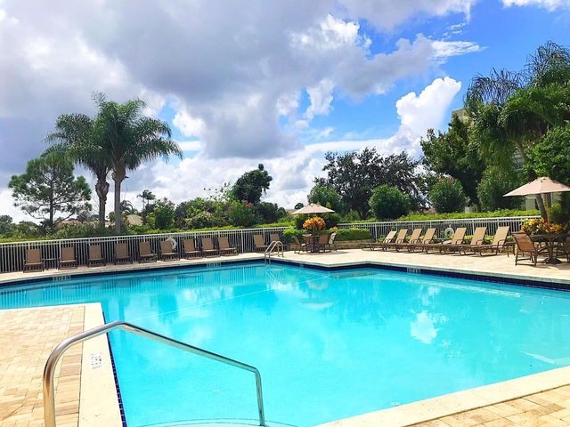 116 SW Peacock Blvd Apt 9-102 St, Port St Lucie, FL 34986